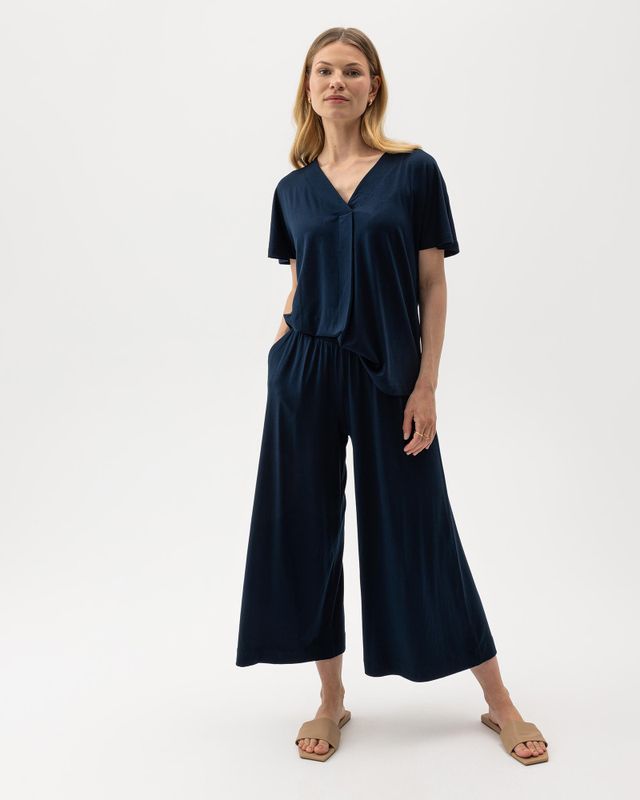 Esther V-neck Top Esther V-neck Top