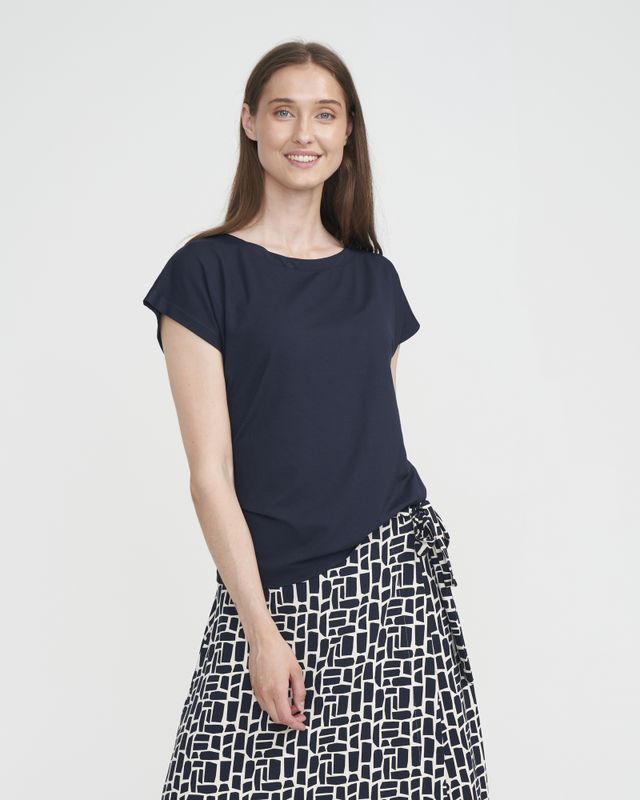 Jennie Capsleeve