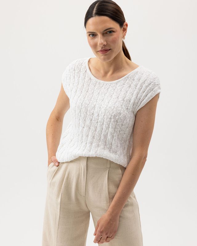 Juni Capsleeve
