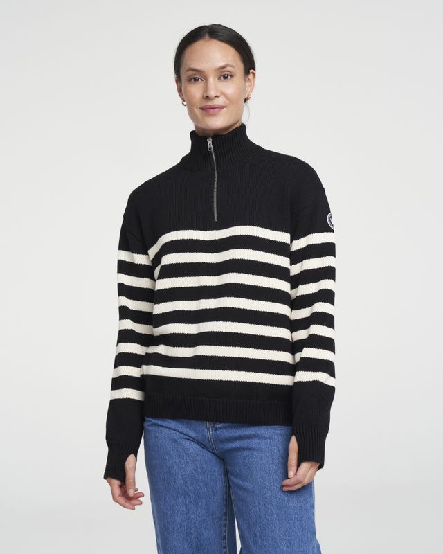 Regina T-neck WP Regina T-neck WP