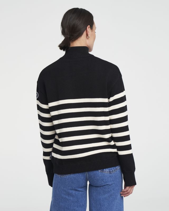 Regina T-neck WP Regina T-neck WP