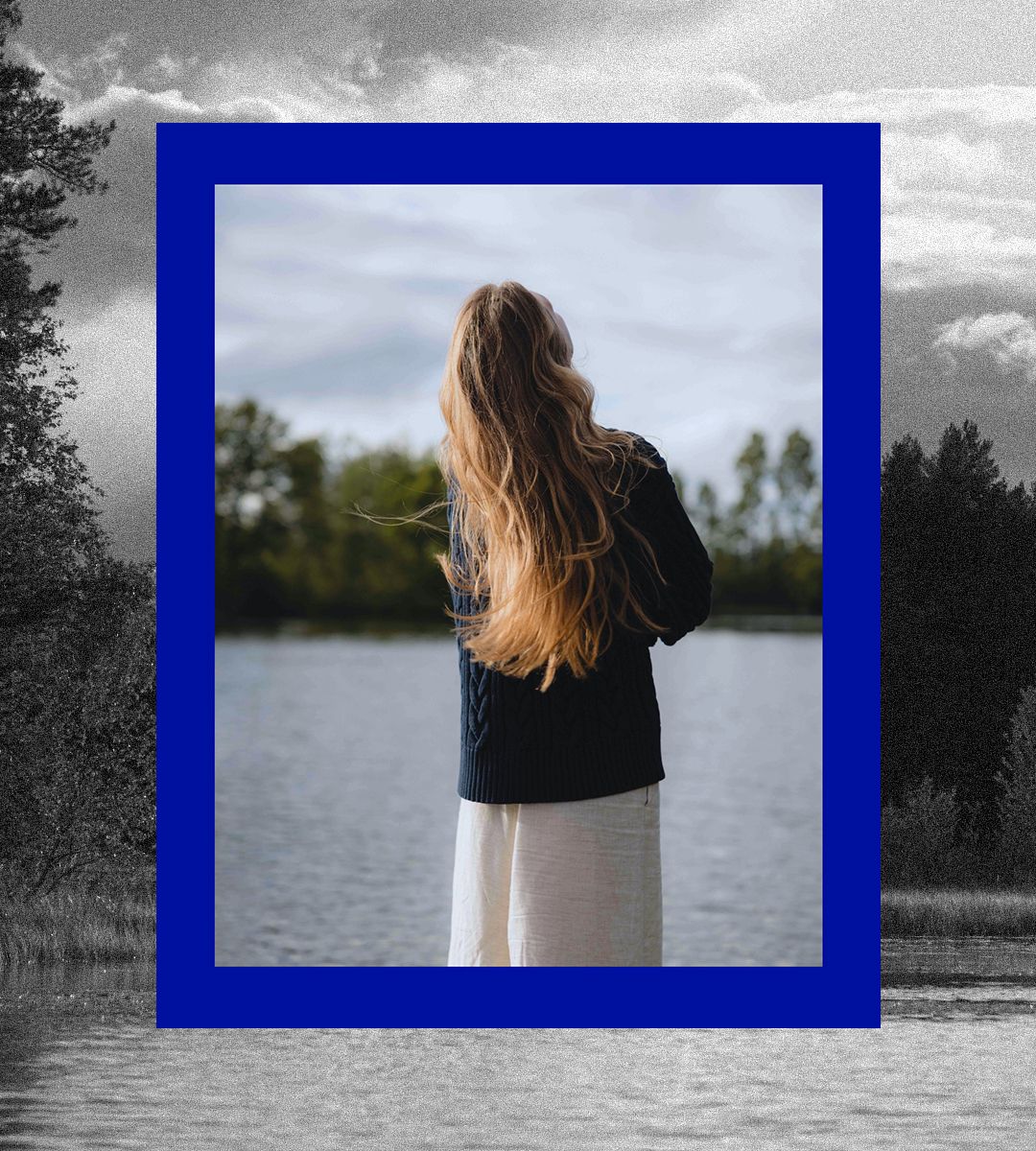 Kvinna och man i stickade plagg som presenteras som nyheter