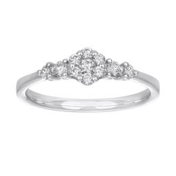 Diamantring i 18K guld med sidostenar Diamantring i 18K guld med sidostenar