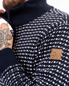 Stickad tröja, windstopper