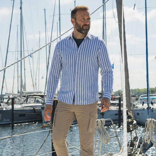 Randig linneskjorta – Regular Fit