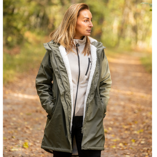 Pilefodrad Regnkappa, Dam - Mount Zero