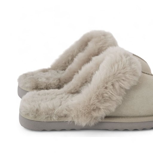 Hausschuhe aus Schaffell zum Hineinschlüpfen