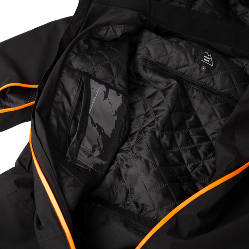 Skoteroverall, Mount Zero - Dam