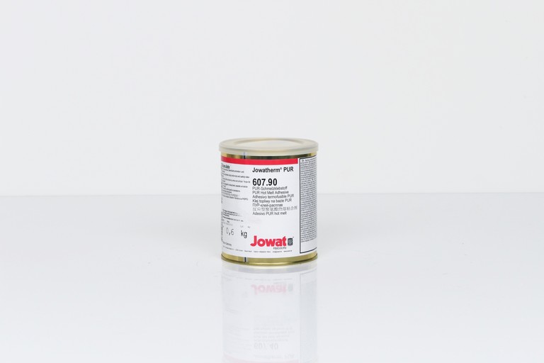 Smältlim Jowatherm® PUR Monomer-Reducerad. Fylld. Beige. 600g, 9st/krt