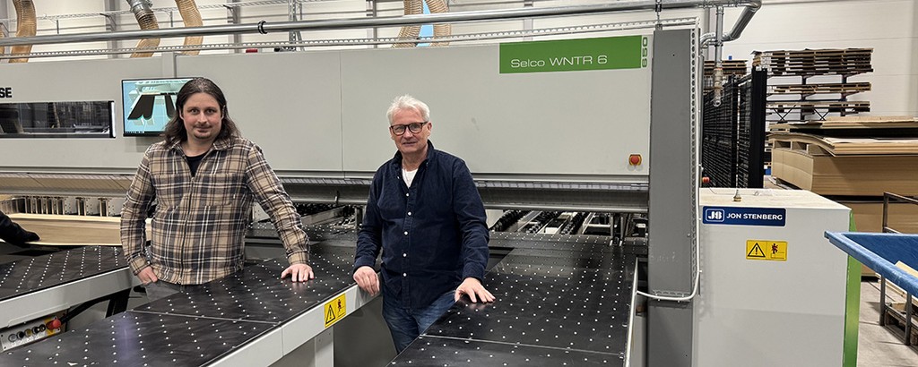 Linus och Peter Jonsson vid Biesse Selco WN TR 650
