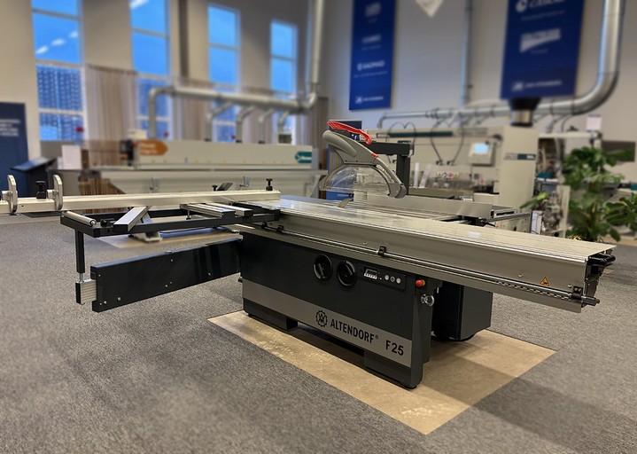 Altendorf F25
