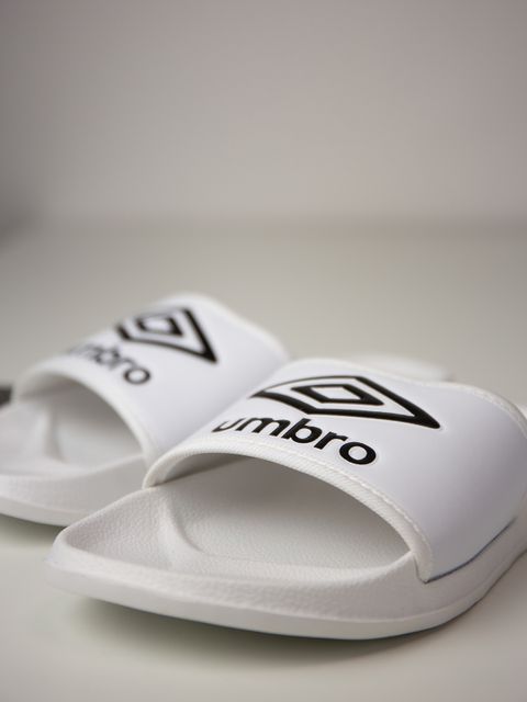 Umbro Badtoffla CORE Slippers, White (IFK Göteborg Futsal)