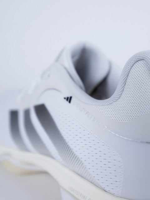 Adidas Indoor Shoe Crazyflight 7 M (26/27)