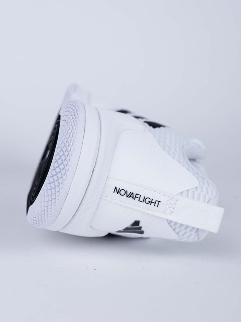 Adidas Indoor Shoe Novaflight 2 M (25/26)