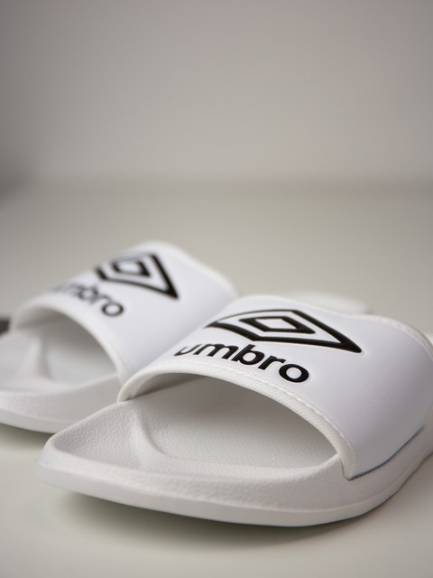 Umbro Badtoffla CORE Slippers, White (IFK Göteborg Futsal)