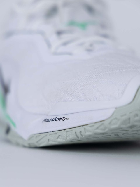 Mizuno Inomhussko Wave Stealth Neo 2 M