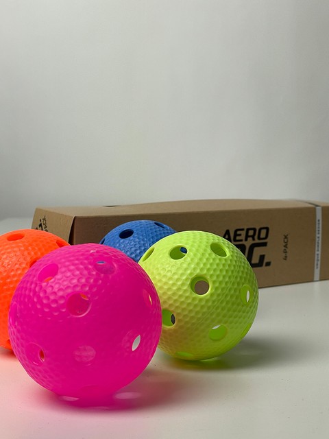 Salming Floorball Ball AERO (4-pack)