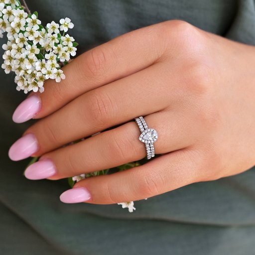 Princess Desiree timantti-safiirisormus yht. 0,26ct 14K valkokulta