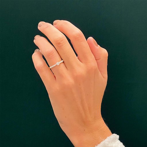 Fenia Vega laboratoriotimanttisormus yht. 0,41ct 18K keltakulta