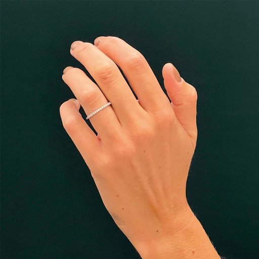 Fenia Capella laboratoriotimanttisormus yht. 0,12ct 18K valkokulta