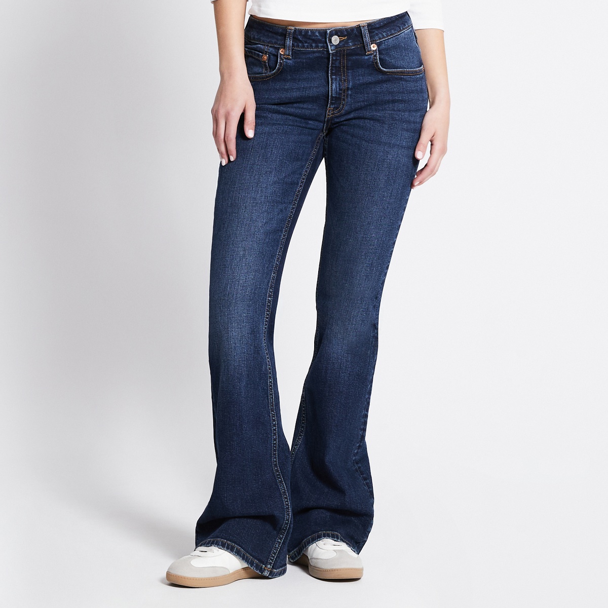 Low Waist Bootcut Jeans