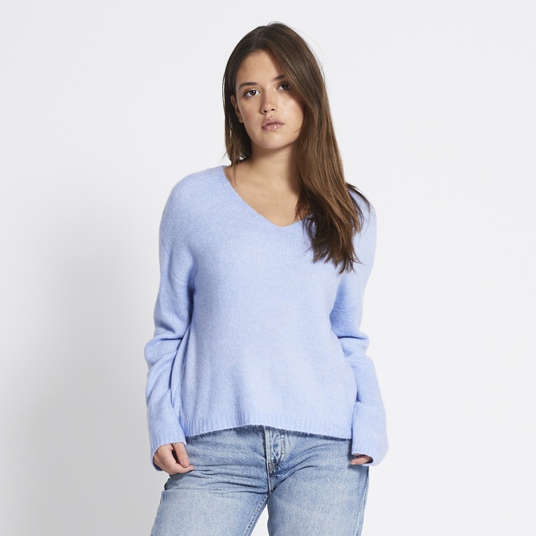 Basic v-neck knit sweater "Louise" Blue