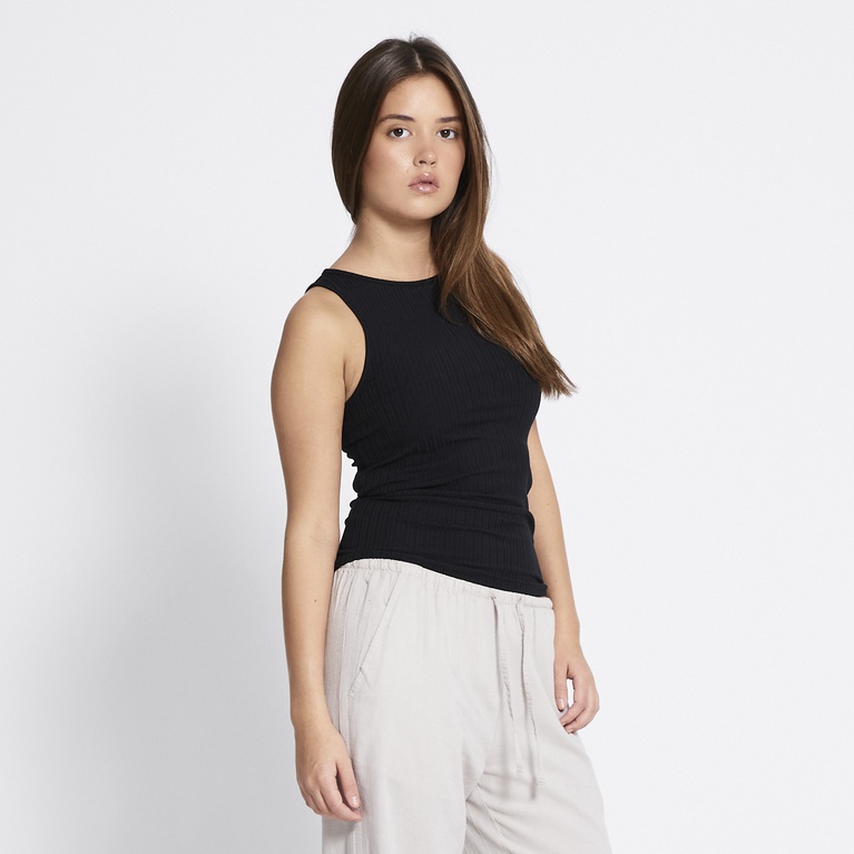 Ribbestrikket singlet "Nayla"