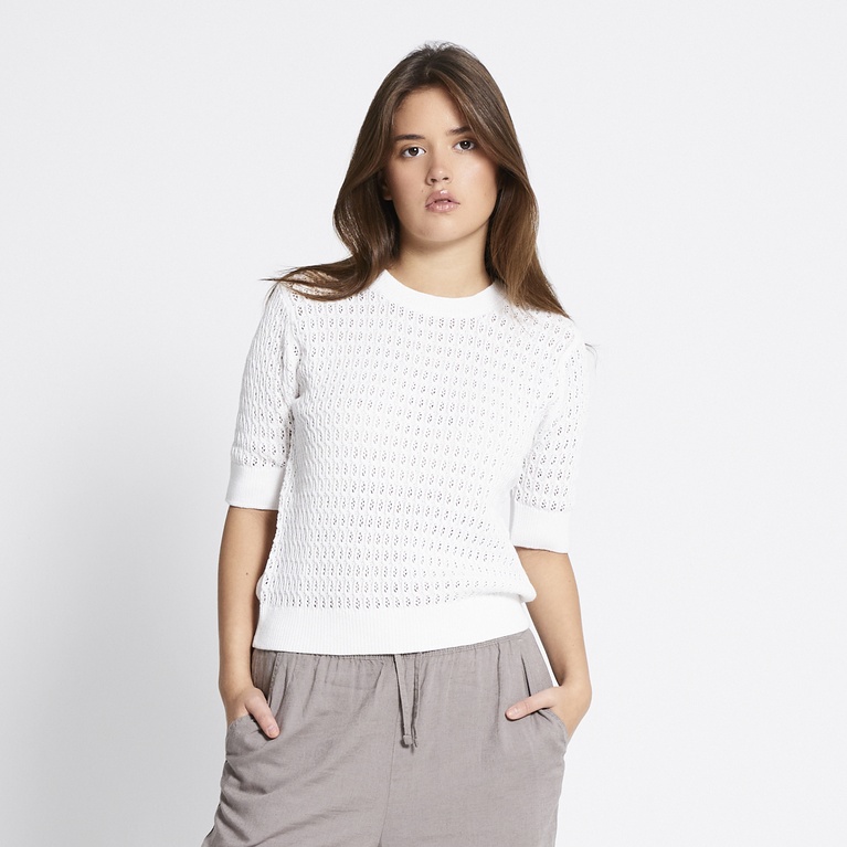 Mönsterstickad tröja "Viola"