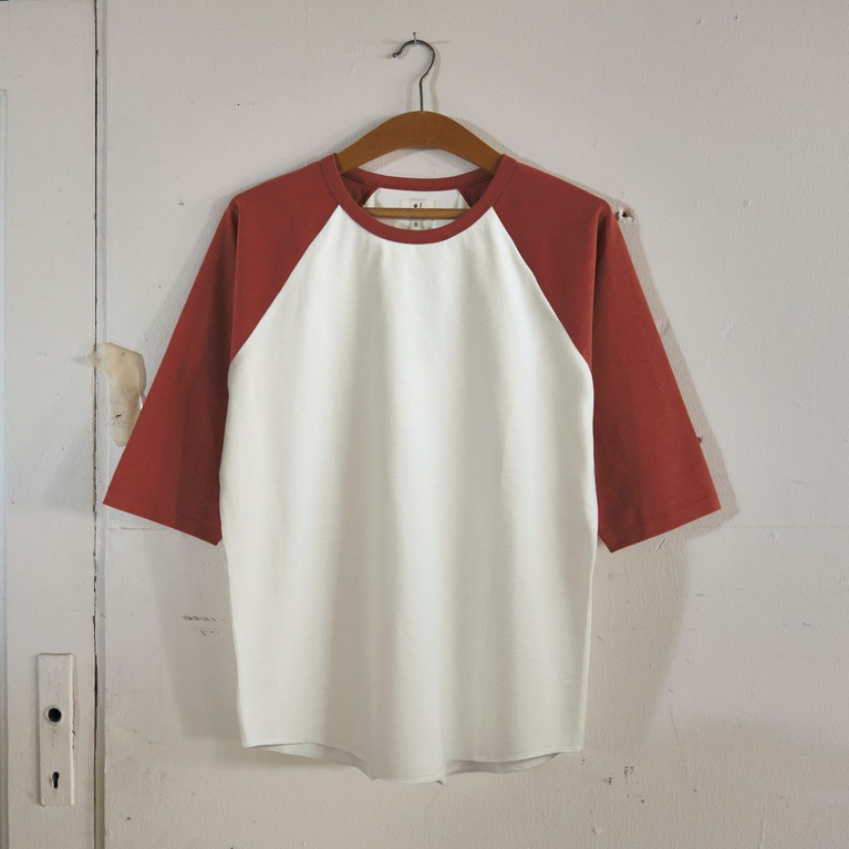 Pitcher Tee Red