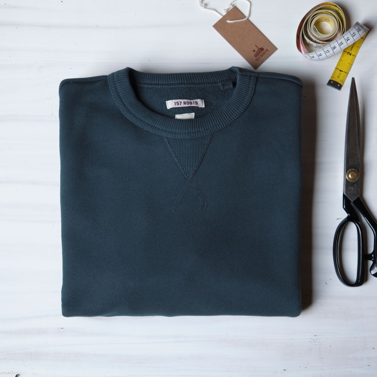 Benchwarmer Sweater Navy