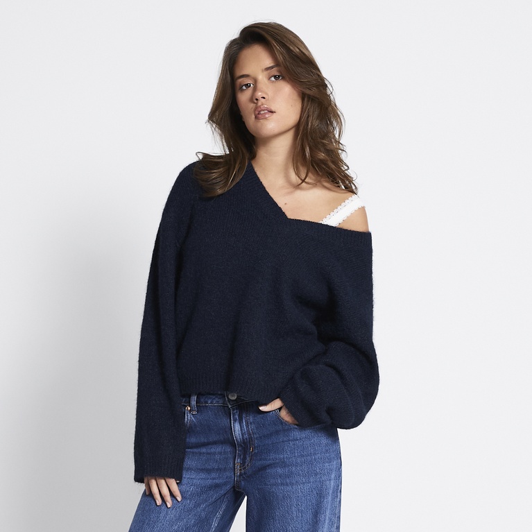 Knit v-neck sweater "Eina" Dark Blue