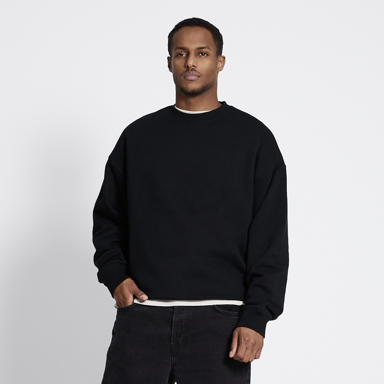 Boxy sweatshirt "Loi" Black