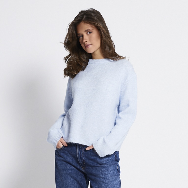 Basic knit sweater "Sadie" Light blue