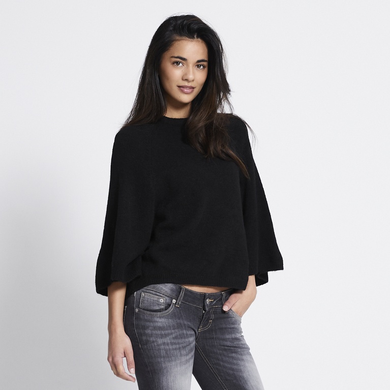 Wide sleeve knit tee "Perla" Black