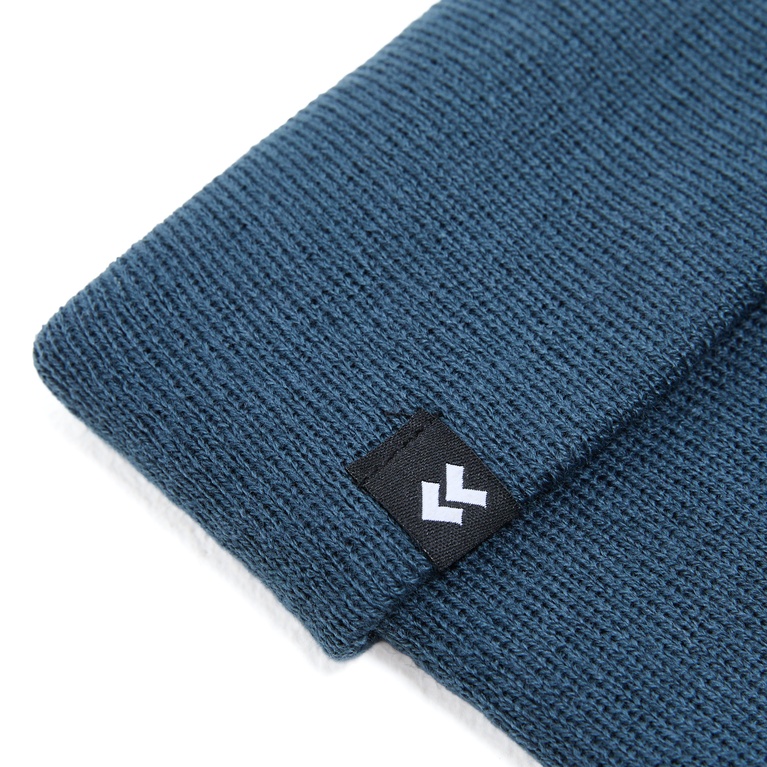 Fine-knit beanie "Bark Star" Dark Teal