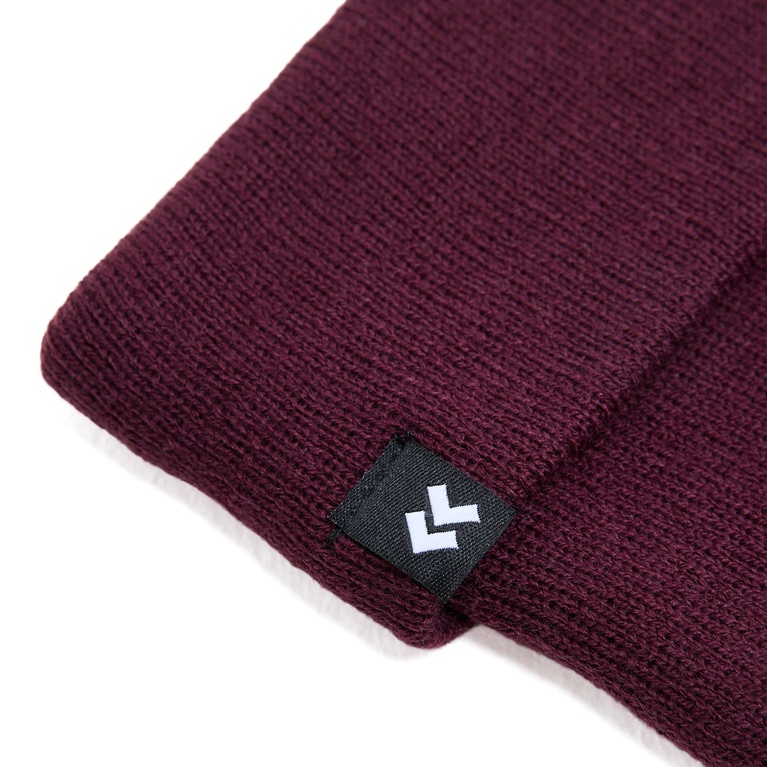 Fine-knit beanie "Bark Star" Aubergine