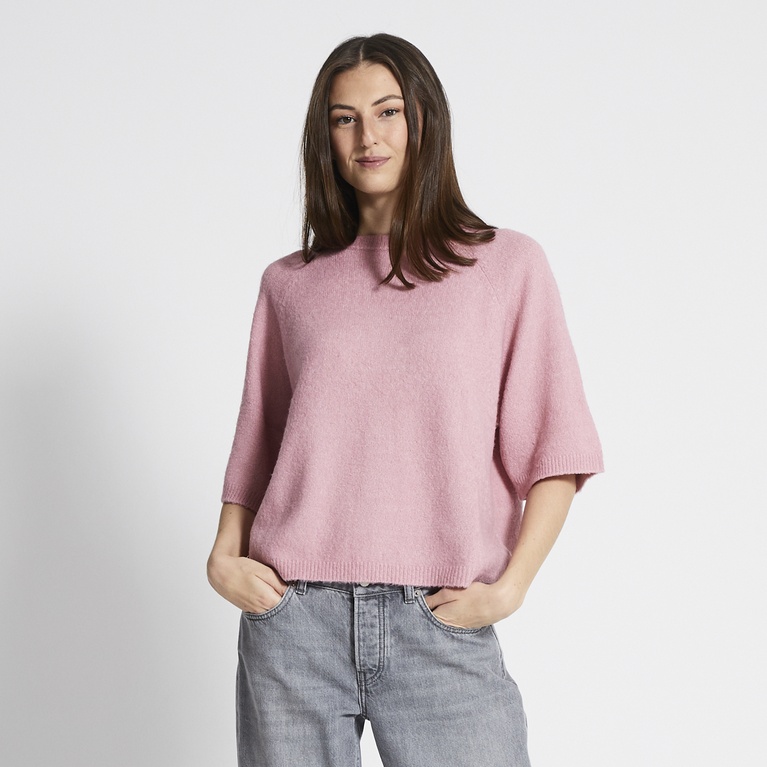 Strikket trøje "Knitted Tee"