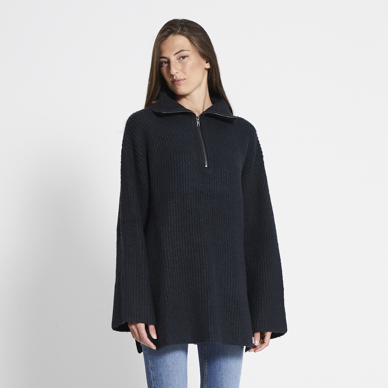 Ribstrikket trøje "Half Zip Sweater"