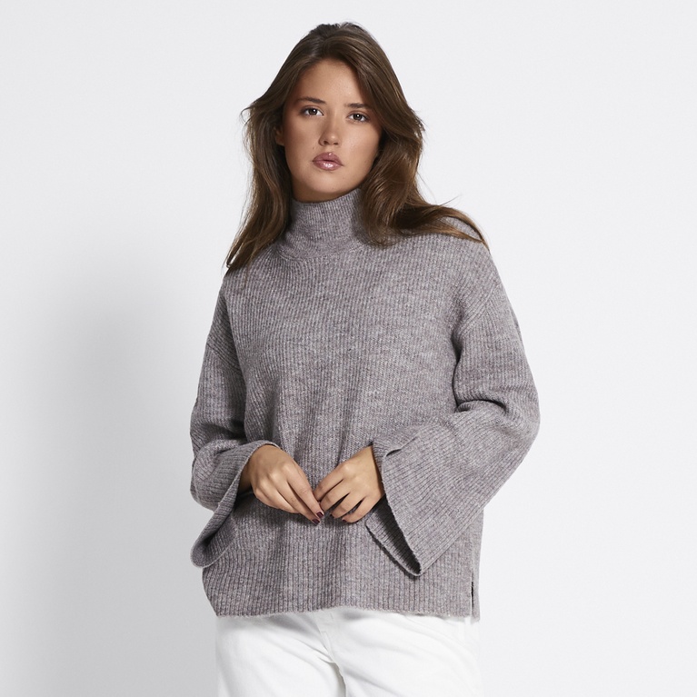 Rib-knit turtleneck sweater "Minny"