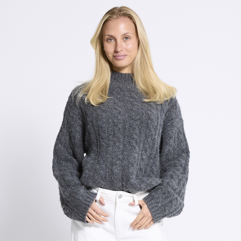 Cable-knit sweater "Beth"