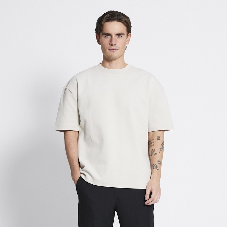Boxy embossed tee "Yuko"