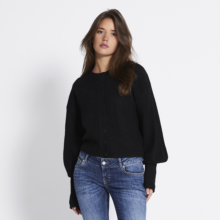 Fitted knit cardigan "Pebble"
