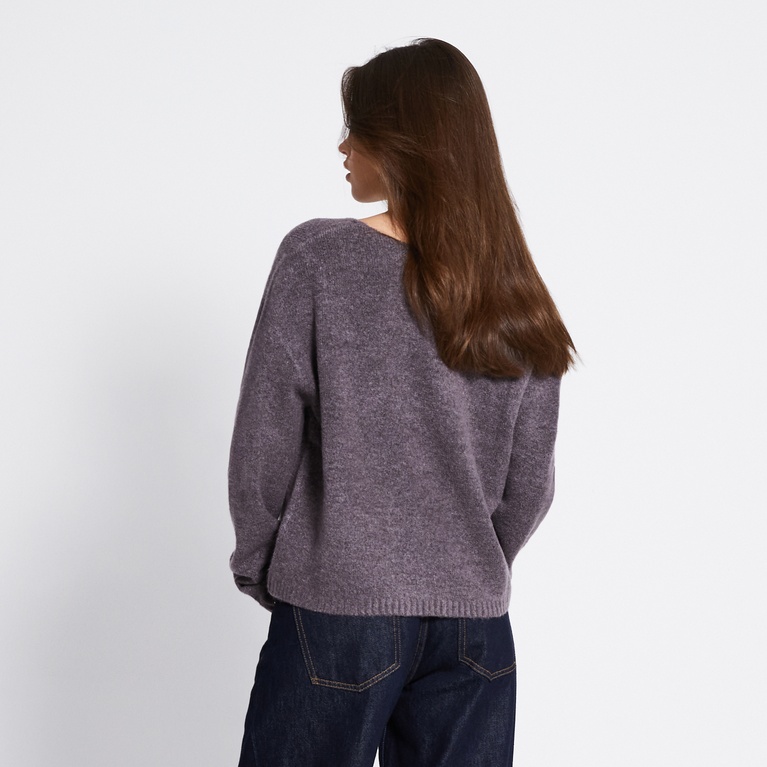 V-neck knit sweater "Keira"
