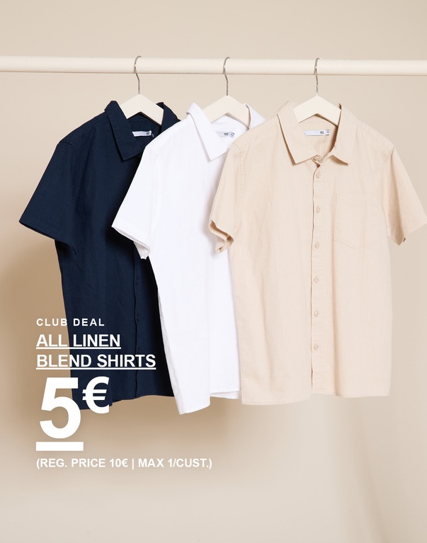 Drei kurzärmelige Hemden aus Leinenmix in Dunkelblau, Weiß und Beige hängen auf Kleiderbügeln vor hellem Hintergrund. CLUB DEAL ALL LINEN BLEND SHIRTS 5€ (REG. PRICE 10€ | MAX 1/CUST.)