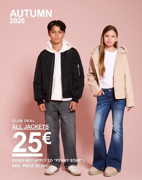 Drei Kinder tragen verschiedene Jacken in Dunkelbraun, Schwarz und Beige. AUTUMN 2026 – CLUB DEAL – ALL JACKETS 25€ (gilt nicht für „Penny Star“, regulärer Preis 25–30€).