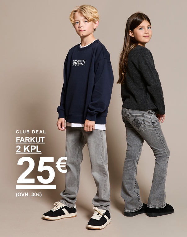 Kaksi lasta farkuissa. CLUB DEAL – FARKUT 2 KPL 25 € (Norm. hinta 30 €)