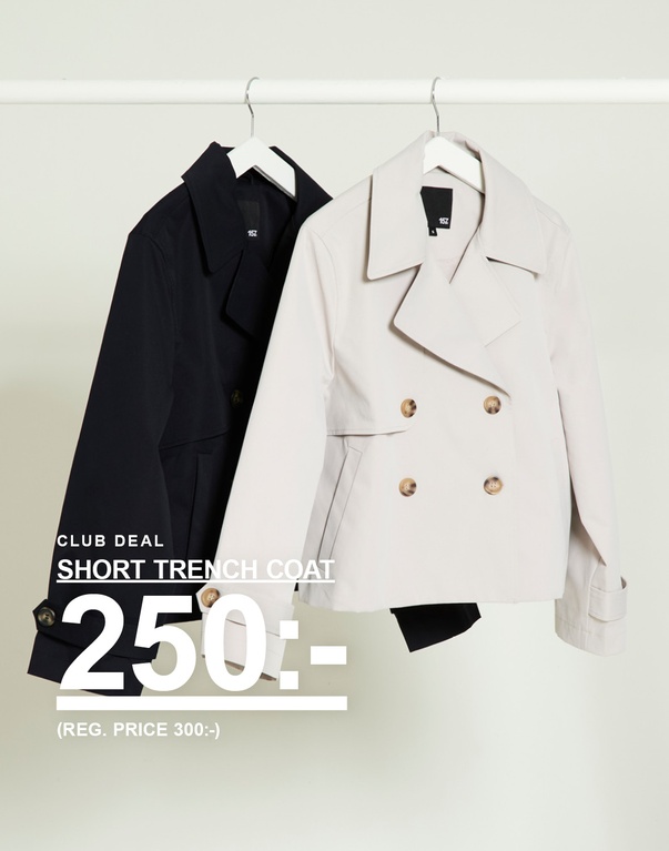 Korta trenchcoats i svart och beige. Kampanjtext: 'CLUB DEAL, SHORT TRENCH COAT, 250:- (ORD. PRIS 300:-)'.
