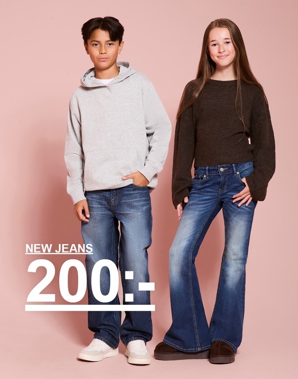 Tjej och kille i blå jeans. NEW JEANS 200:-.