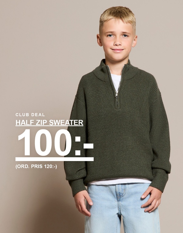 Pojke i grön stickad tröja med halv dragkedja. Text: "Club deal half zip sweater 100:- (ord. pris 120:-)".