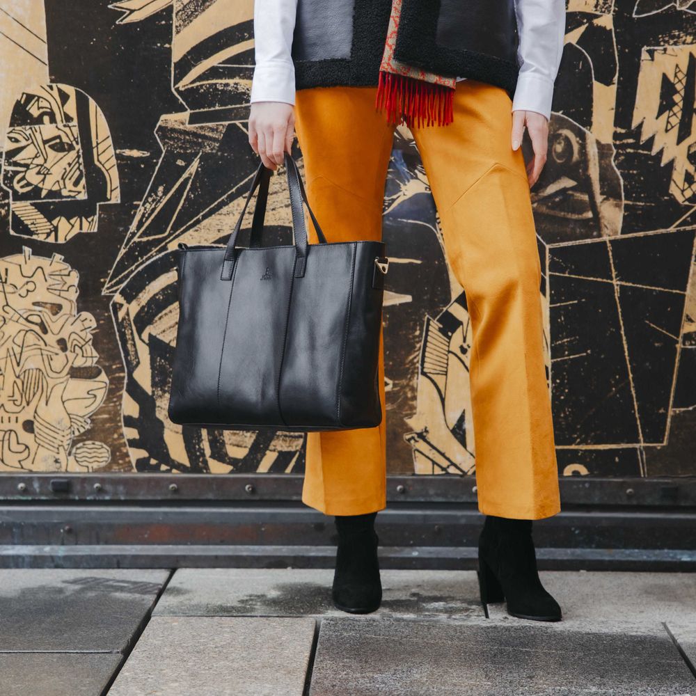 Classic tote